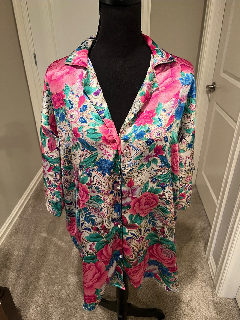 Victoria's Secret Gold Label Satin Floral Nightshirt Vintage